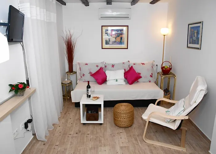Apartment Bonbon