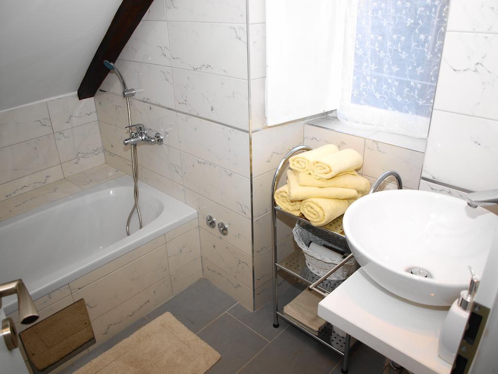 Apartman Bonbon *